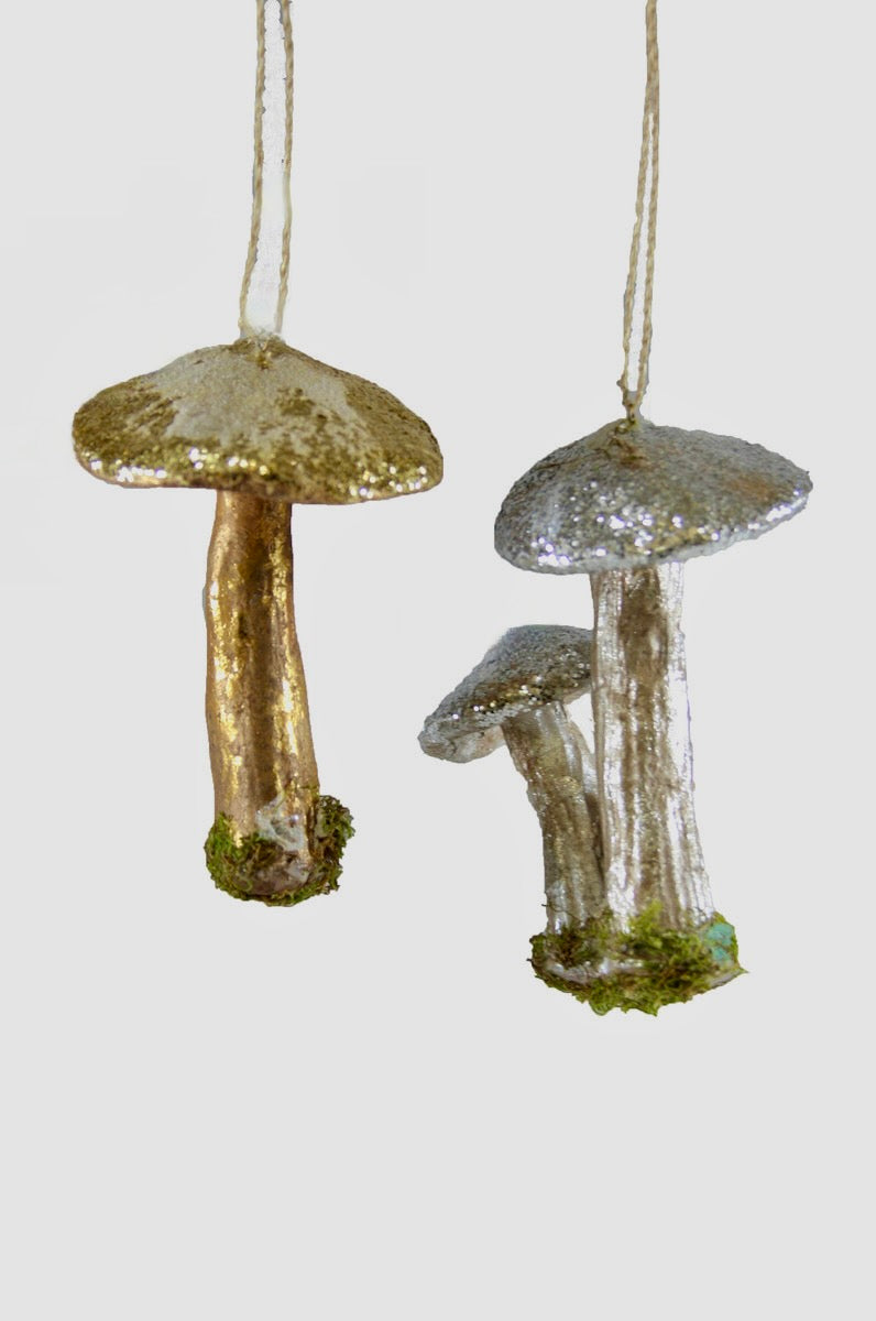 ENCHANTED TOADSTOOL MUSHROOM ORNAMENT (large)