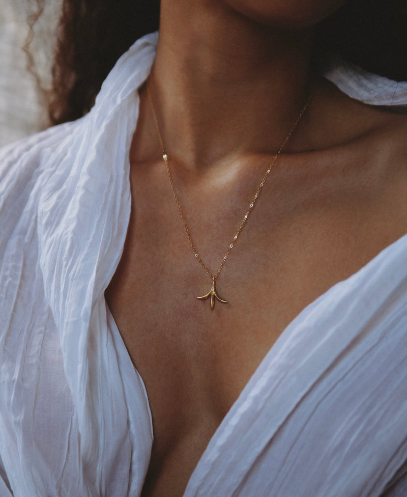 Faye Necklace